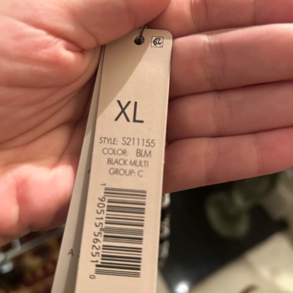 Nic and Zoe - Picture 3 of 5